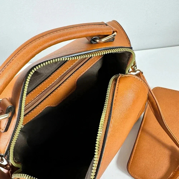 NWT Handbag 2-in-1 Satchel Wallet - Picture 8 of 11